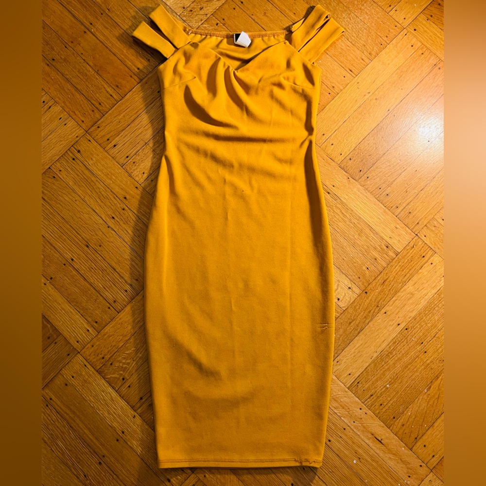 Windsor yellow Off-Shoulder Dress